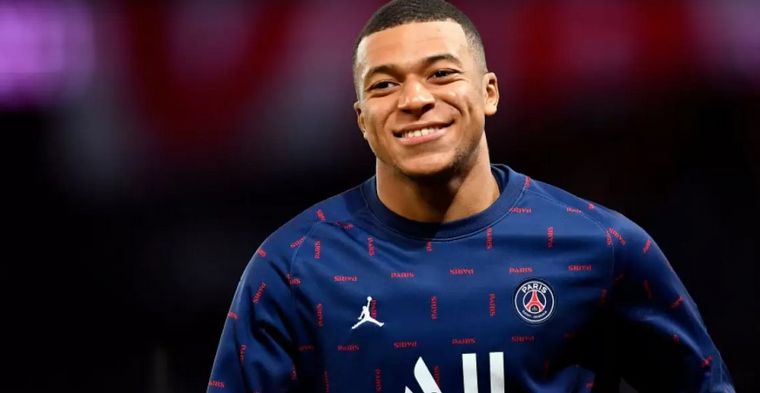 Mbappé confirmó su continuidad con el PSG