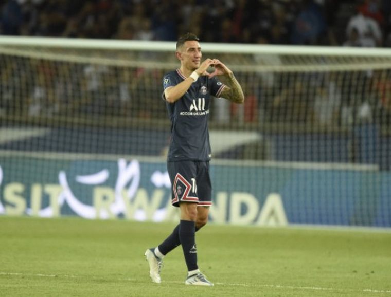 Pura emoción. Ángel Di María se despidió del PSG a lo grande.