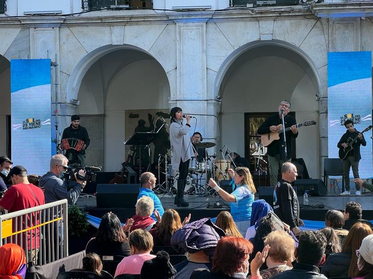 La Semana de Mayo se vive a pleno en el Cabildo de Córdoba.