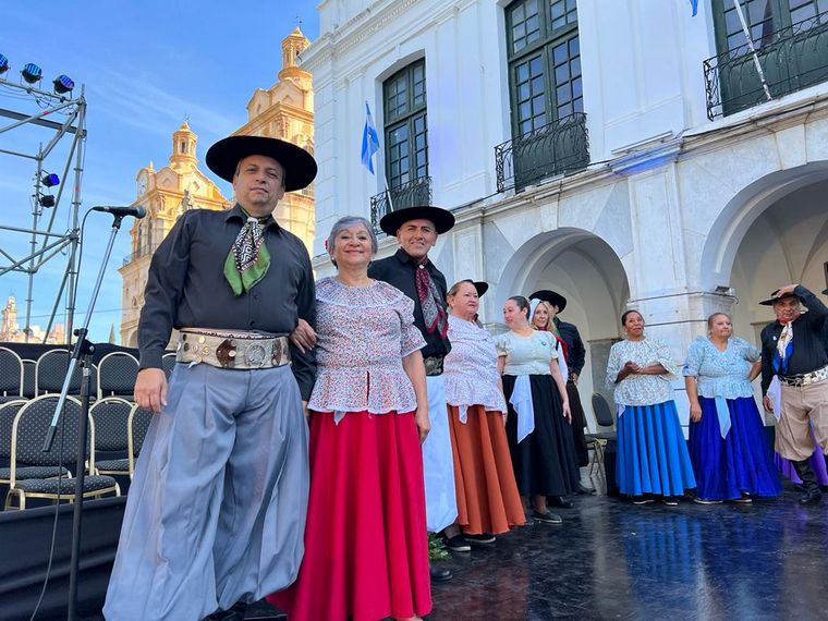 La previa al 25 de Mayo se vive a pura música en el Cabildo de Córdoba