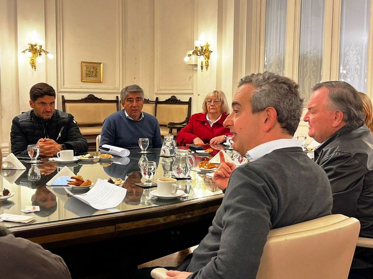 Pullaro y Javkin se reunieron este martes.