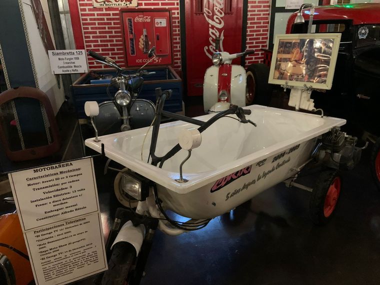 La cervecería con mas de 40 autos vintage en Tandil