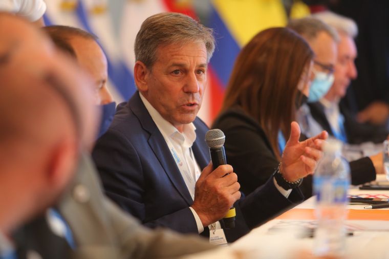 El intendente de Santa Fe descarta, por ahora, debatir sobre un 