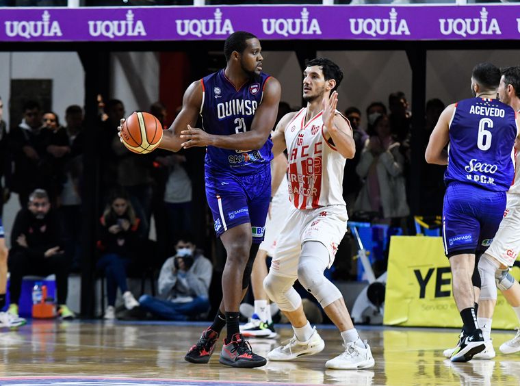 Instituto cayó en el primer duelo con Quimsa. (Foto: La Liga Nacional)