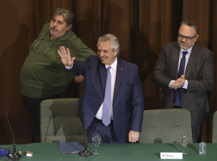 FOTO: Alberto Fernández volvió a criticar a Macri y apuntó a los medios.