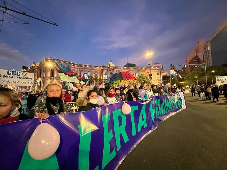FOTO: Una multitud se congregó en la marcha de Ni una Menos en Córdoba