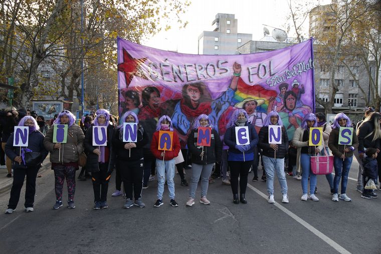 Movilización de Ni Una Menos en Mar del Plata.