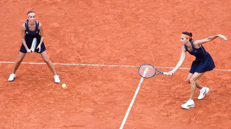 Gabriela Sabatini y Gisela Dulko cayeron en la final del Torneo de Leyendas.