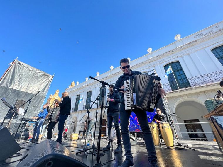 FOTO: Córdoba vive el Día del Cuarteto con un importante festejo en el Cabildo.