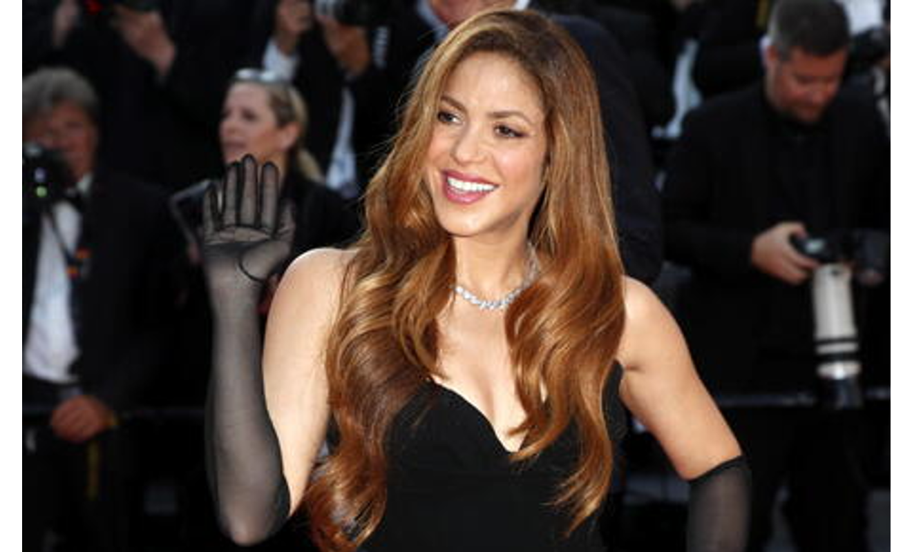 FOTO: Shakira sigue en redes a Chris Evans y a Henry Cavill (FOTO: Ansa).