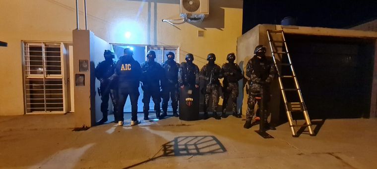 La AIC llevó adelante varios allanamientos en la zona oeste