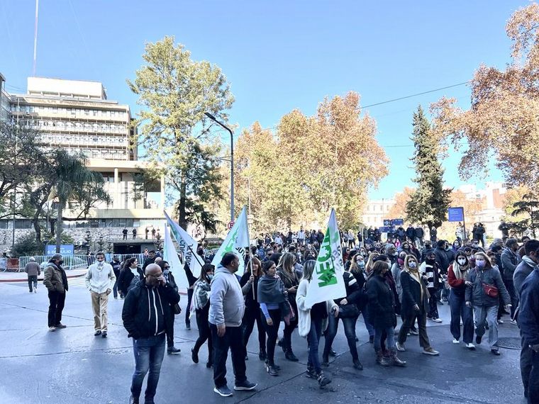 AUDIO: Quejas de los comerciantes por las constantes marchas en Córdoba