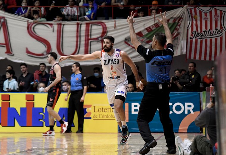 Instituto tuvo el peor partido de la temporada y cayó ante Quimsa de local.
