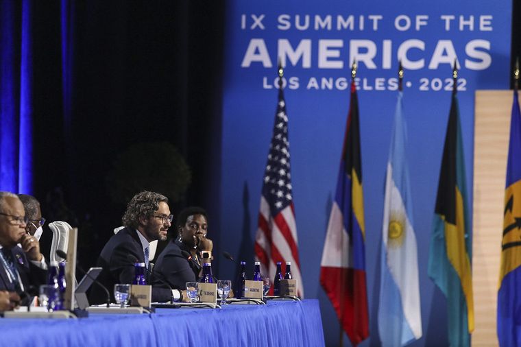FOTO: Cumbre de las Américas: Cafiero volvió a rechazar las sanciones a Cuba y Venezuela.