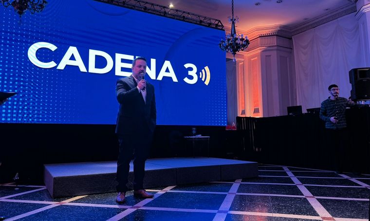 Marcos Scocco, director comercial de Cadena 3, en la presentación en Rosario.