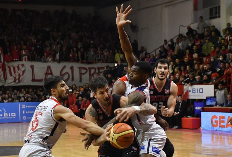 Instituto-Quimsa, una intensa final en el Ángel Sandrín.