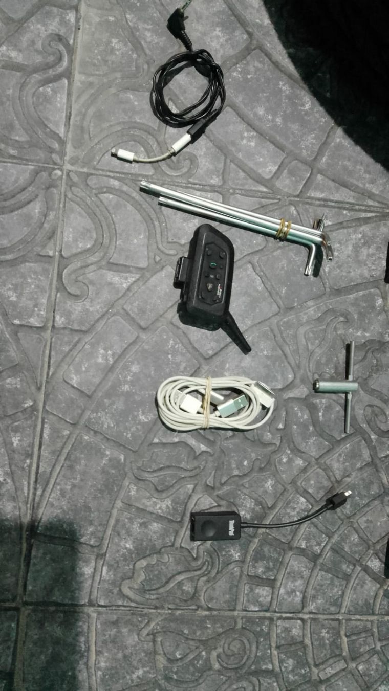 Desbaratan un laboratorio de inhibidores de alarmas en Córdoba