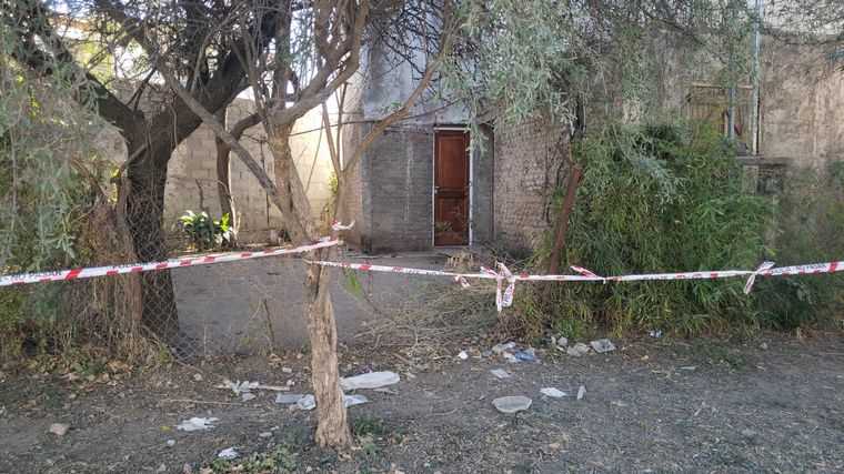 FOTO: Atacó a machetazos a su familia en barrio Kairos, de la ciudad de Córdoba