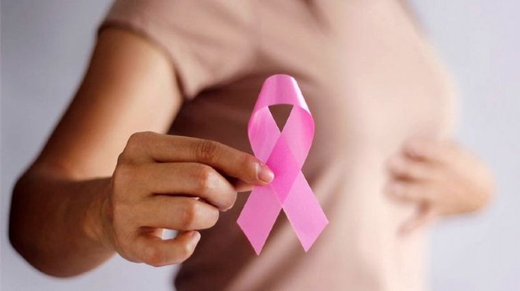 FOTO: Una droga prolonga la vida en pacientes con cáncer de mama metastásico