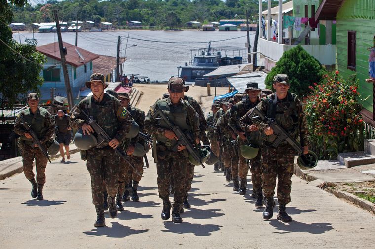 El periodista británico y el experto indigenista fueron muertos a tiros en la selva.