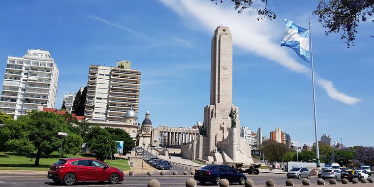 Habrá desvíos por cortes en la zona cercana al Monumento a la Bandera