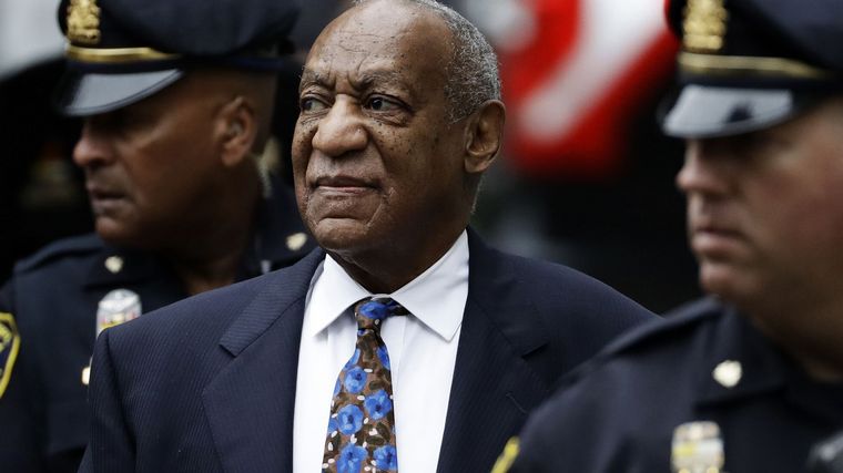 Sesenta denuncias ha soportado Bill Cosby pero ha estado poco tiempo detenido.