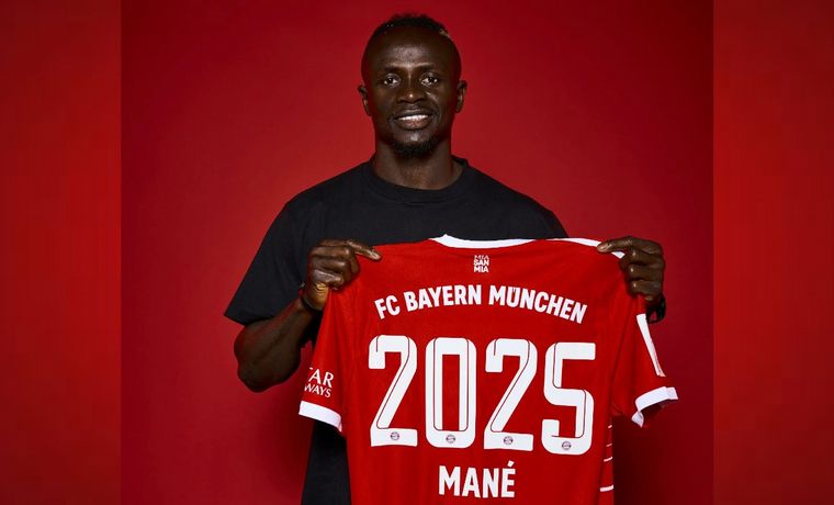 FOTO: El senegalés Sadio Mané fue presentado en el Bayern Munich
