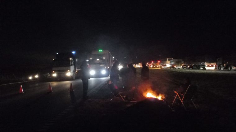 Siguen los cortes en las rutas santafesinas.