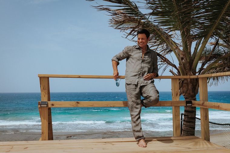 Chayanne saca nueva música luego de cuatro años.