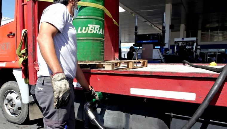 En muchos lugares del norte provincial es una odisea conseguir combustible.