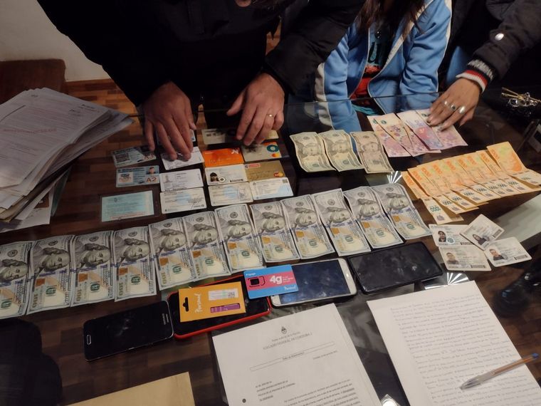 FOTO: Estafa con dólares falsos en Córdoba
