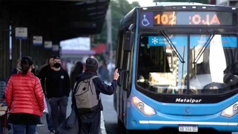 El titular de UTA Rosario, Sergio Copello dijo que “hasta el momento hay gasoil”.