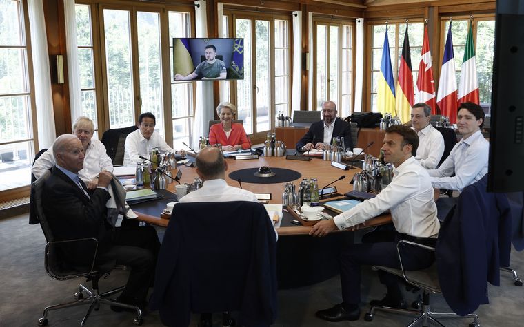 FOTO: Zelenski reunido con los diferentes líderes del G7.