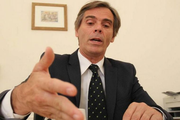 Jorge Pablo Seghezzo conducía la Hilux que chocó este martes en la autopista