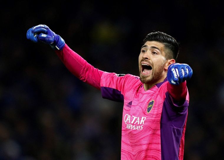 El salvador. Agustín Rossi atajó nuevamente un penal clave en el arco de Boca.