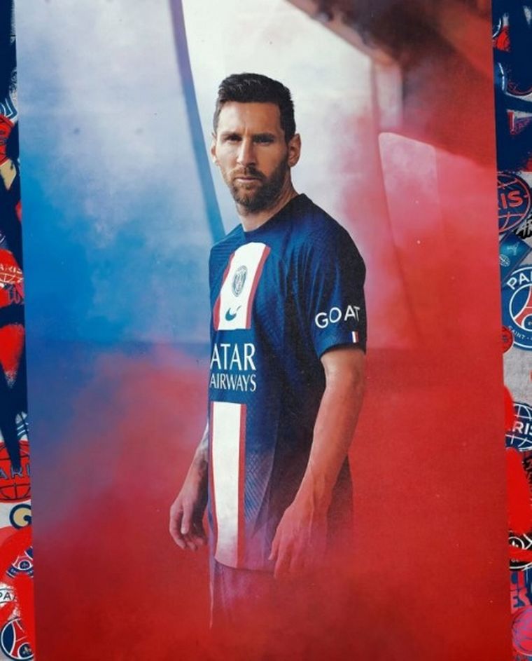 FOTO: El PSG presentó su nueva camiseta para la temporada 2022/2023.