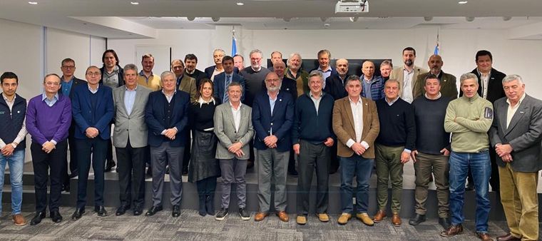 Consenso. Todos los eslabones de la agroindustria coincidieron en el reclamo.