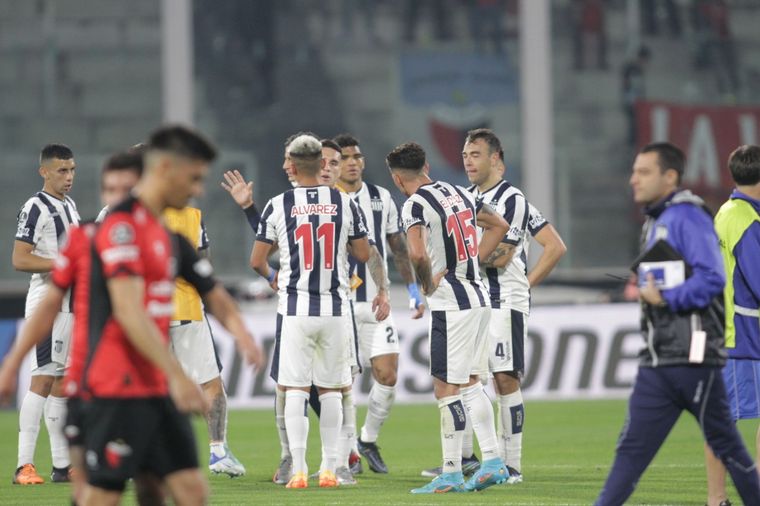 Enzo Díaz fue la figura del duelo entre Colón y Talleres.