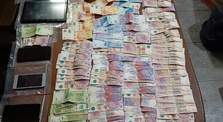 Allanamientos en tres localidades y la cárcel de Piñero en una causa por drogas.