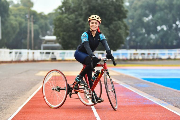 FOTO: Giovanna Loiudice, la rosarina que no se detiene y se destaca en ciclismo.
