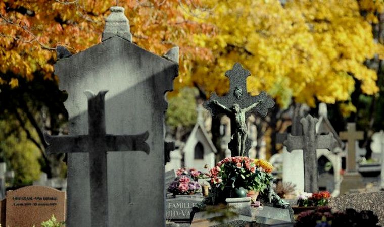 La familia denunció que el nicho estaba vacío (Imagen ilustrativa).