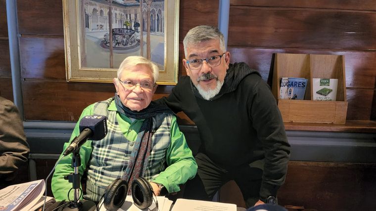 Rony en Vivo transmite desde el restaurante