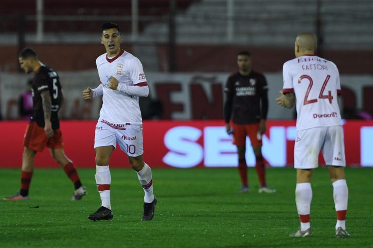 El volante Franco Cristaldo fue el mejor de la cancha en Parque Patricios.