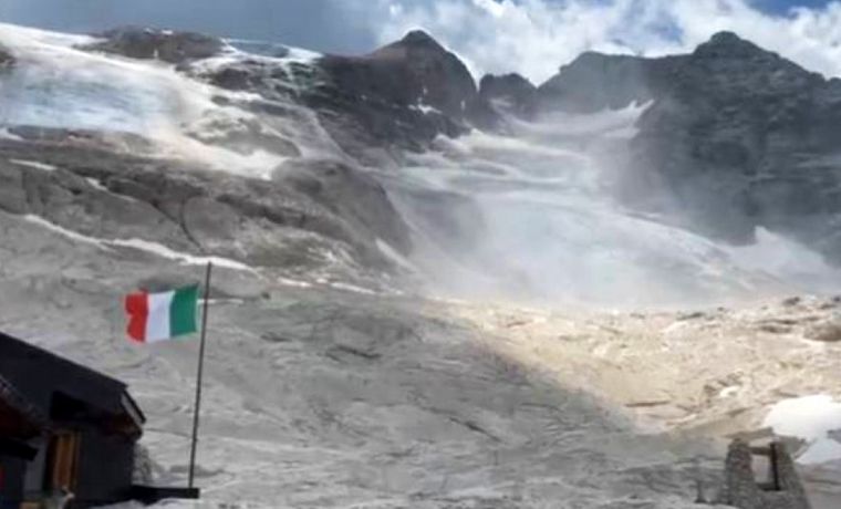 Derrumbe en los alpes italianos