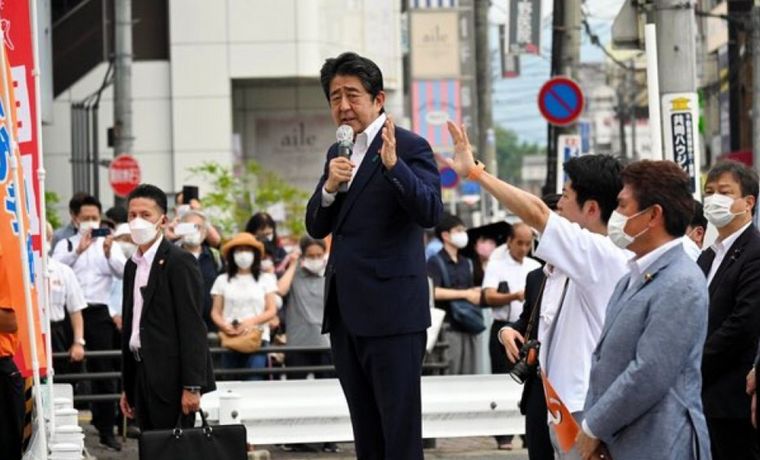 Abe segundos antes de recibir el disparo