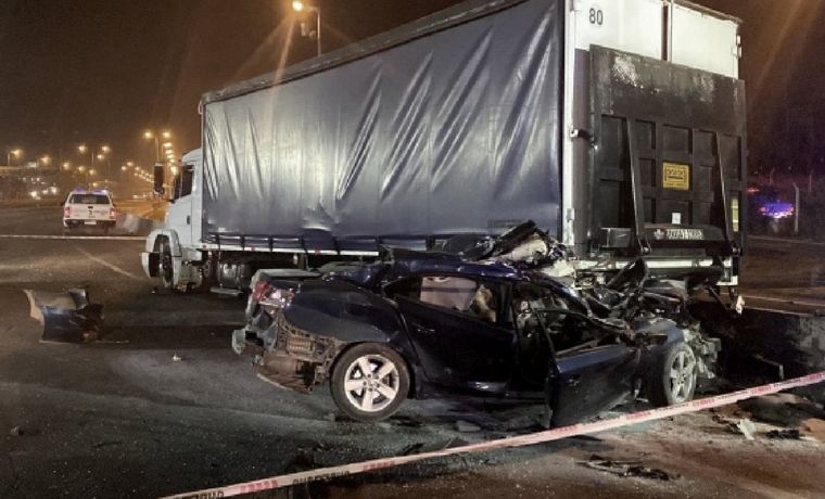 Así quedaron los vehículos tras el impacto.