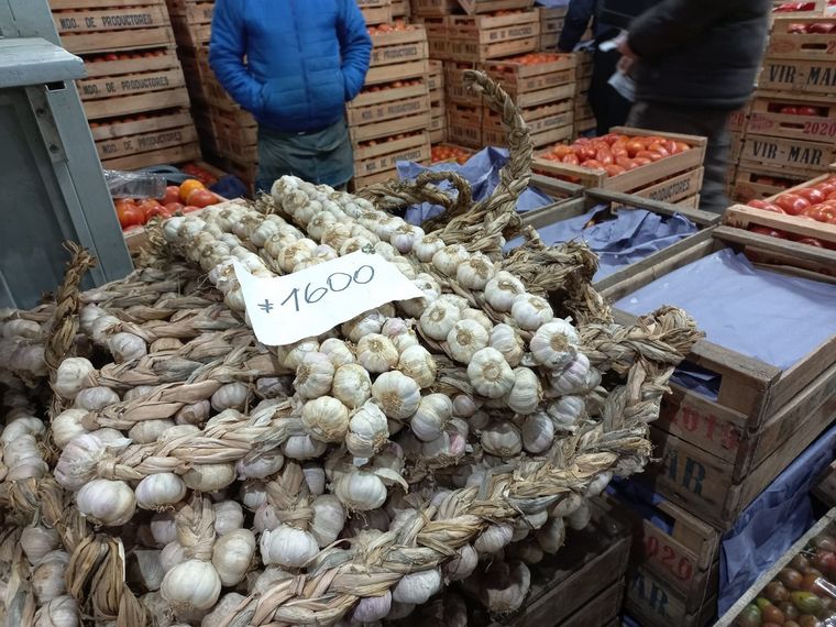 La escasez de gasoil impacta en el precio de las frutas y verduras.