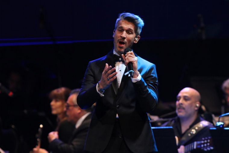 Córdoba vivió una noche de gala en la previa al Día de la Independencia.