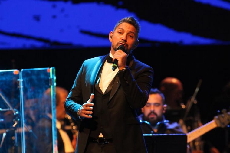 Córdoba vivió una noche de gala en la previa al Día de la Independencia.