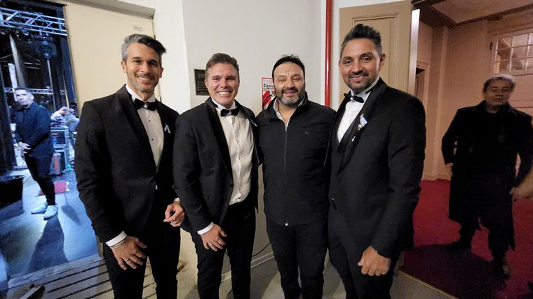 Córdoba vivió una noche de gala en la previa al Día de la Independencia.